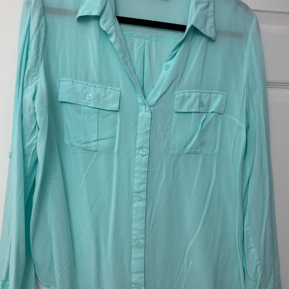 Were you on long sleeve aqua shirt